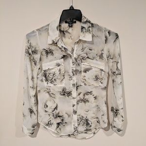 Blouse for women.
